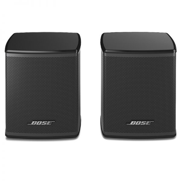 Bose surround speakers i sort ved siden af hinanden