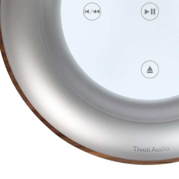 Tivoli Audio model cd valnød fra toppen med touch